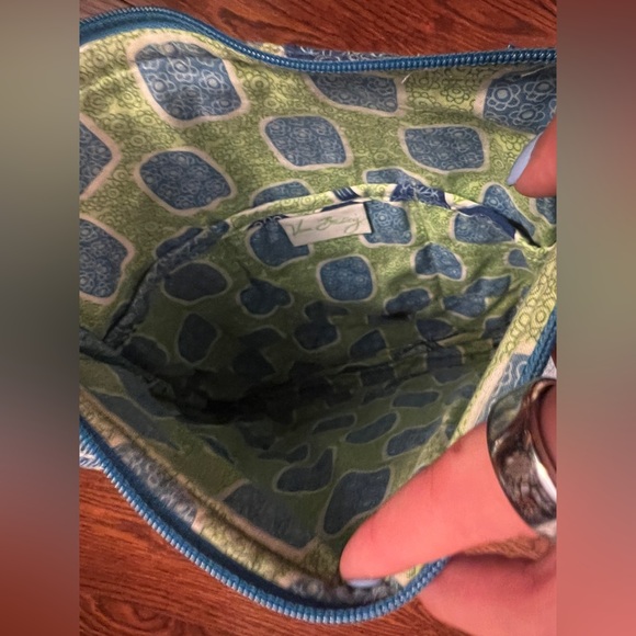 Vera Bradley Vintage Hipster Crossbody Purse - Picture 5 of 6